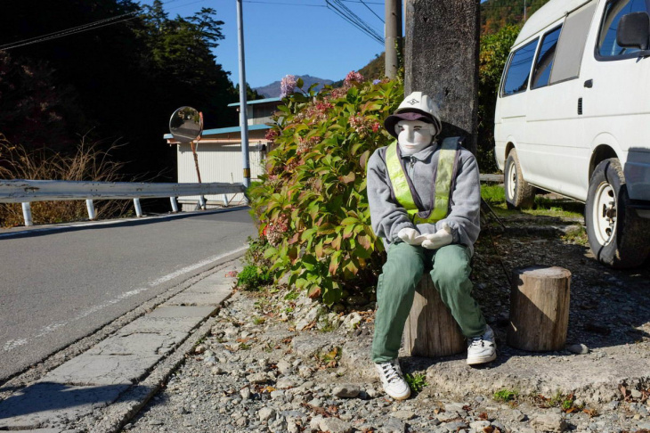 Японская деревня, где кукол больше, чем людей