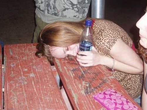 Юмор и приколы про пьяных девушек