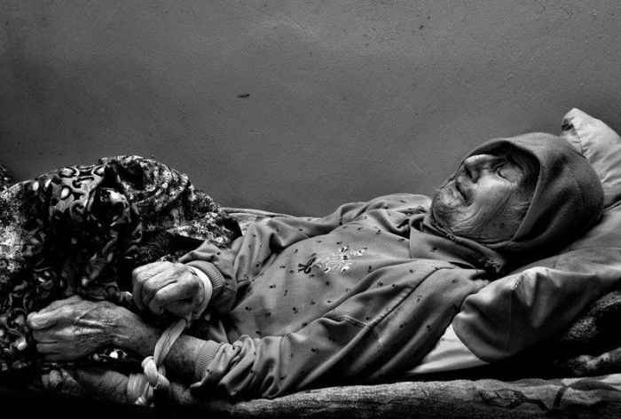 Черно-белые фотографии Степана Рудик, из психиатрической больницы
