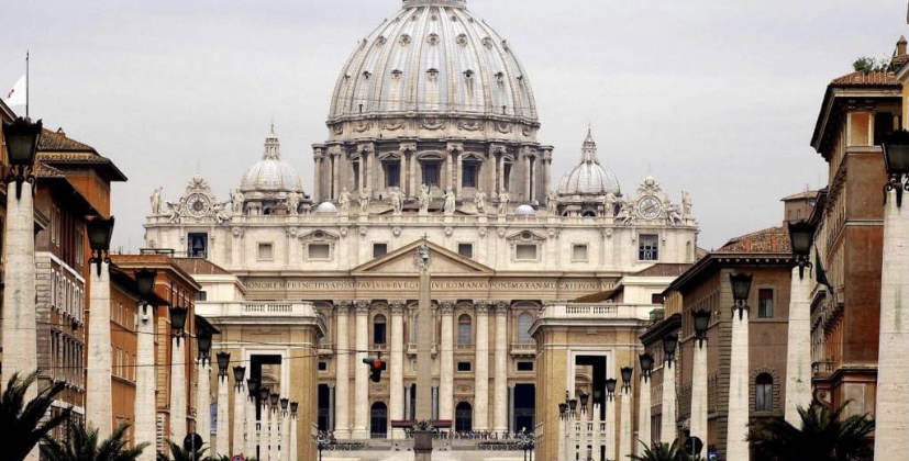 Ватикан является самым маленьким государством
