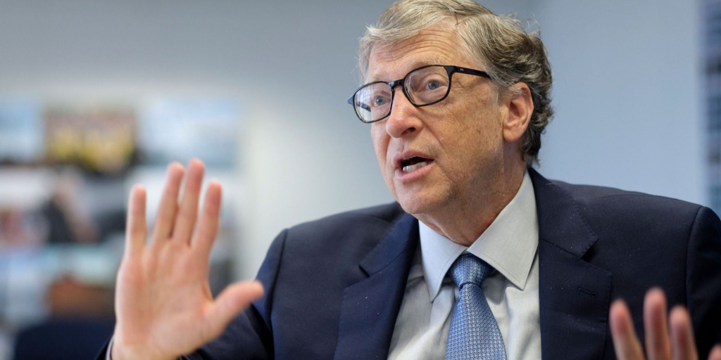 Билл Гейтс рассказал о разводе и своей связи с осужденным за секс-торговлю детьми Джеффри Эпштейном