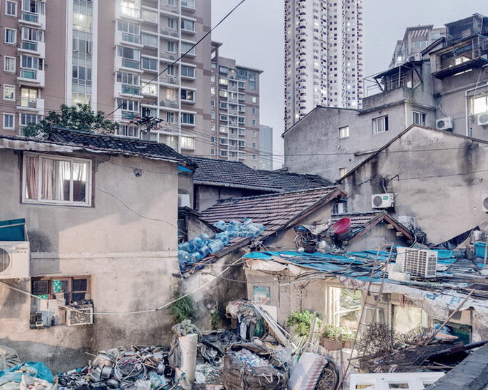 В течение года фотограф бродил по Китаю, создавая эти фотографии