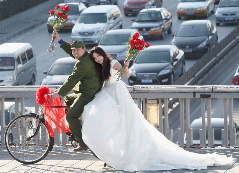 Средства передвижения для свадьбы бывают разные