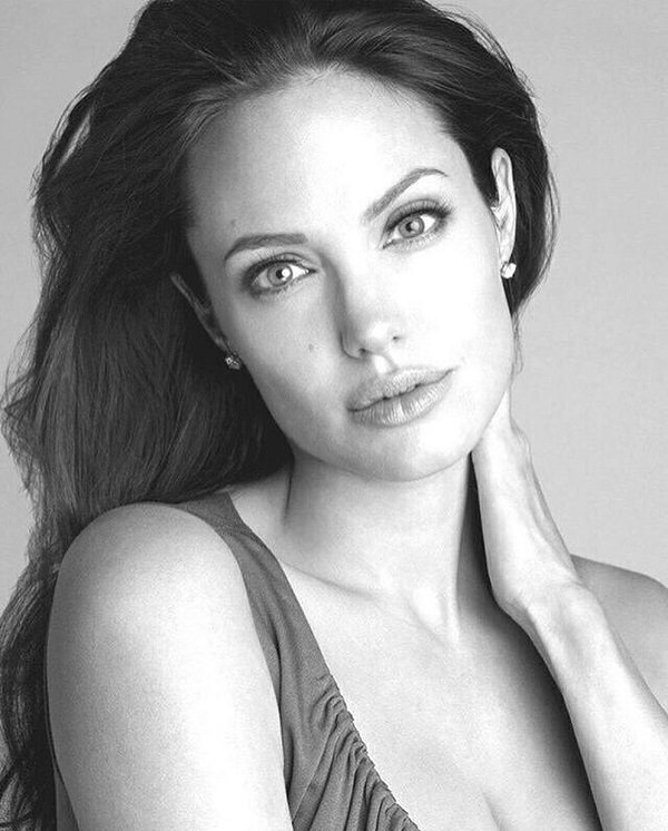 Анджелина Джоли – уникальное явление в современном мире